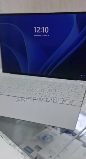 New Laptop Dell XPS 13 9340 32GB Intel Core Ultra 7 SSD 1T