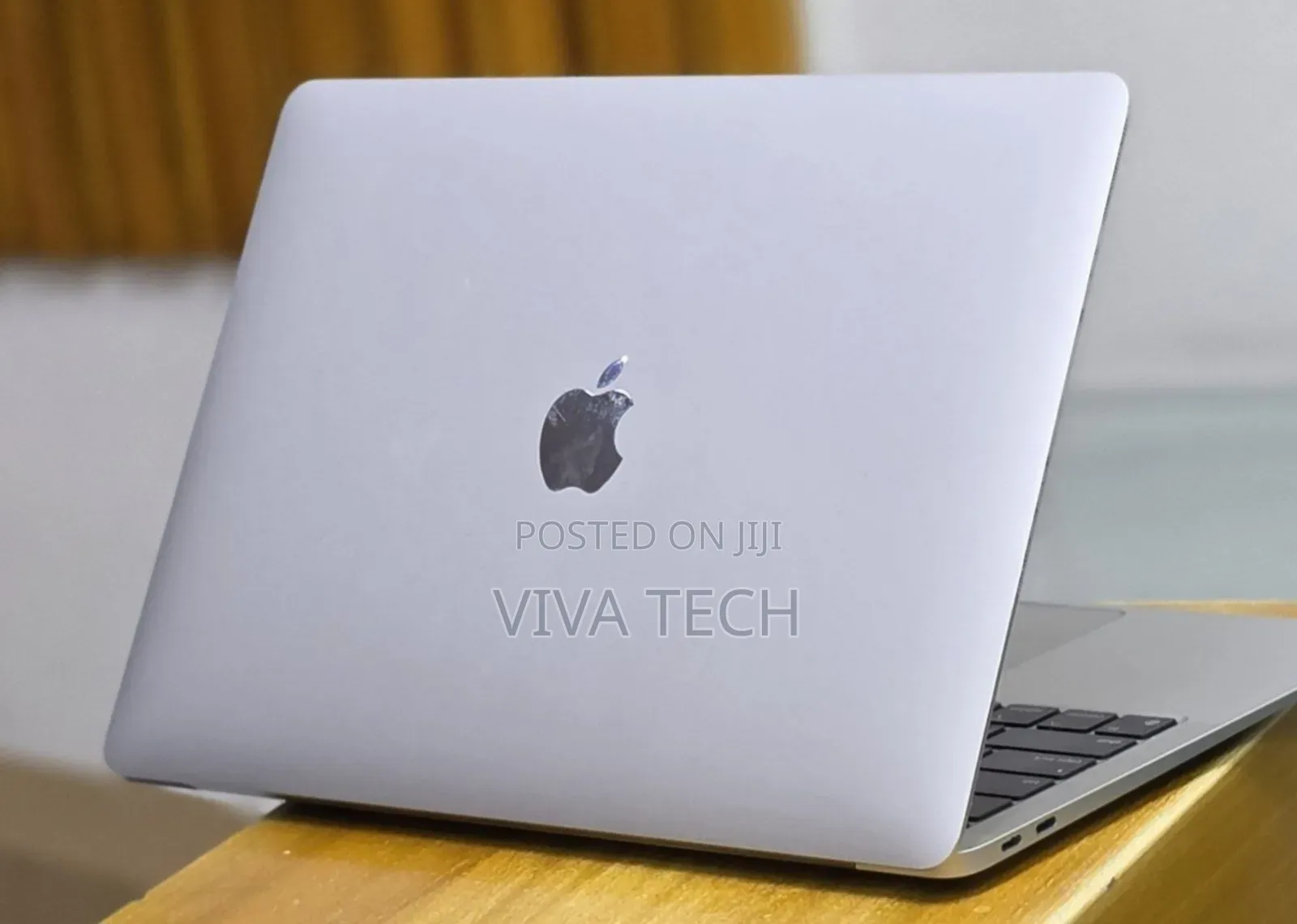 New Laptop Apple MacBook Air 2020 M1 8GB Apple M1 SSD 256GB