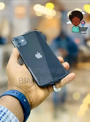 Photo - Apple iPhone 11 128 GB Black