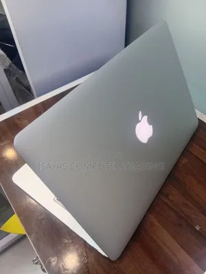 New Laptop Apple MacBook Pro 2013 8GB Intel Core i5 SSD 256GB