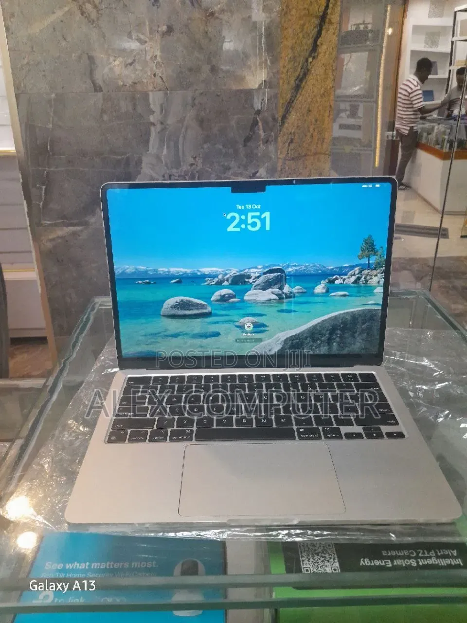 New Laptop Apple MacBook Air 2022 M2 16GB Apple M2 SSD 1T