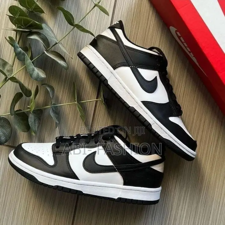 Nike Dunk Low “Panda” Black/White Women’s Sneakers — New Arrival