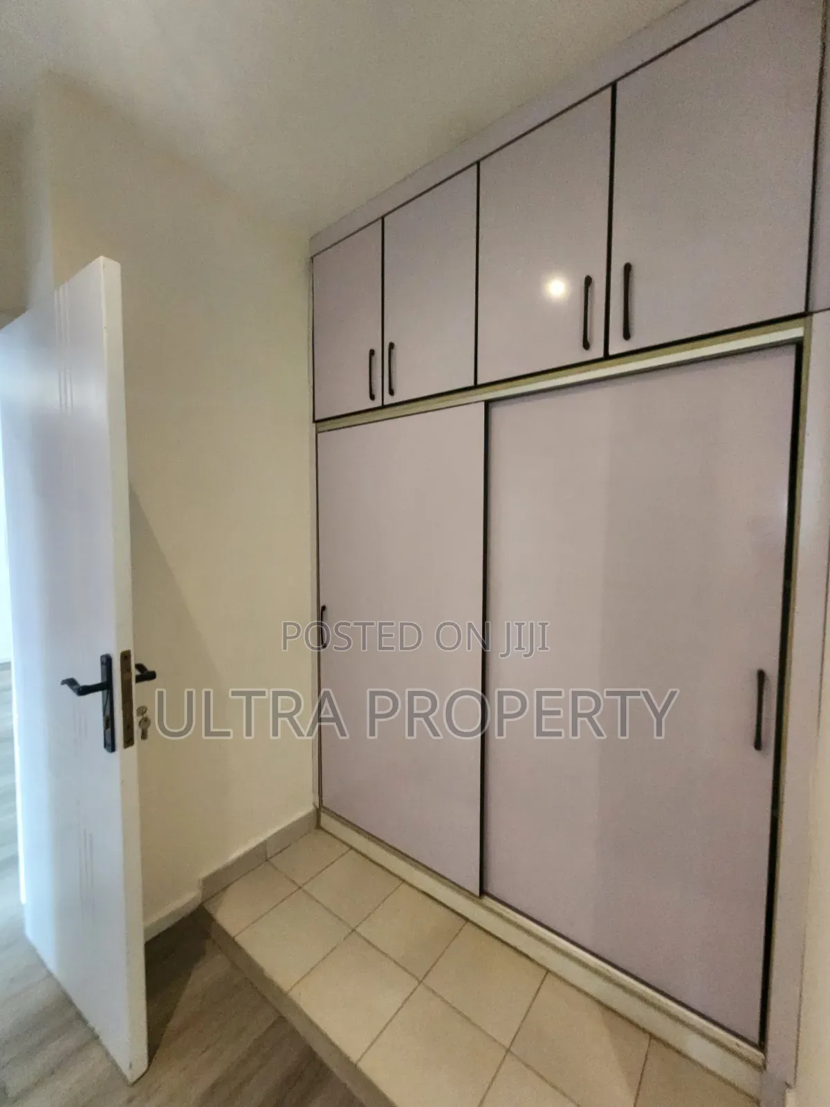 3bdrm Apartment in Bole for sale