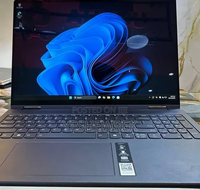 New Laptop Lenovo ThinkPad Yoga 16GB Intel Core Ultra 7 SSD 1T