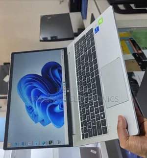 New Laptop HP ProBook 450 G8 16GB Intel Core i7 SSD 512GB