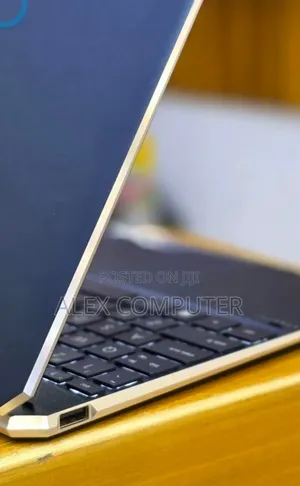 New Laptop HP Spectre X360 16GB Intel Core i7 SSD 512GB
