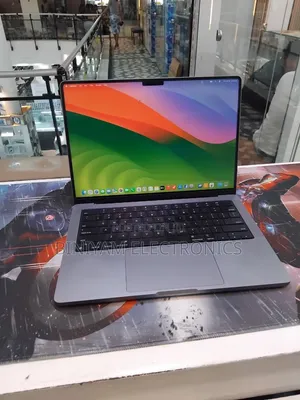 New Laptop Apple MacBook Pro 2021 M1 32GB Apple M1 Pro SSD 512GB