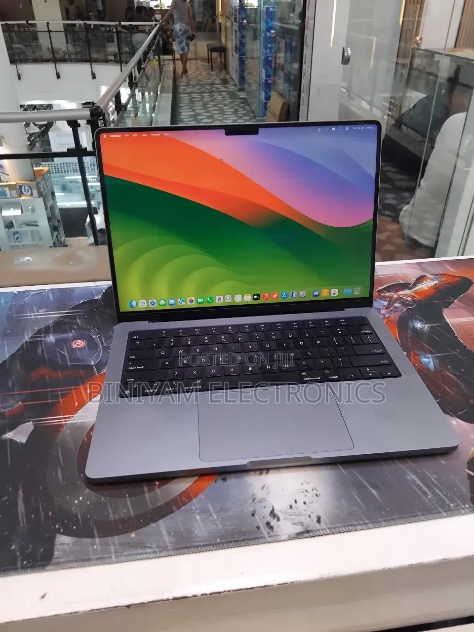 New Laptop Apple MacBook Pro 2021 M1 32GB Apple M1 Pro SSD 512GB