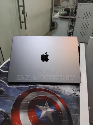 New Laptop Apple MacBook Pro 2021 M1 32GB Apple M1 Pro SSD 512GB
