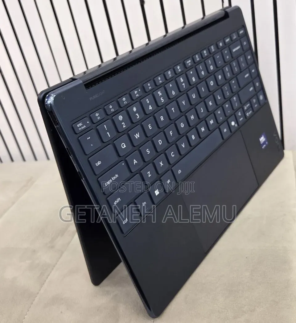 New Laptop Lenovo ThinkPad Yoga 32GB Intel Core Ultra 7 SSD 1T