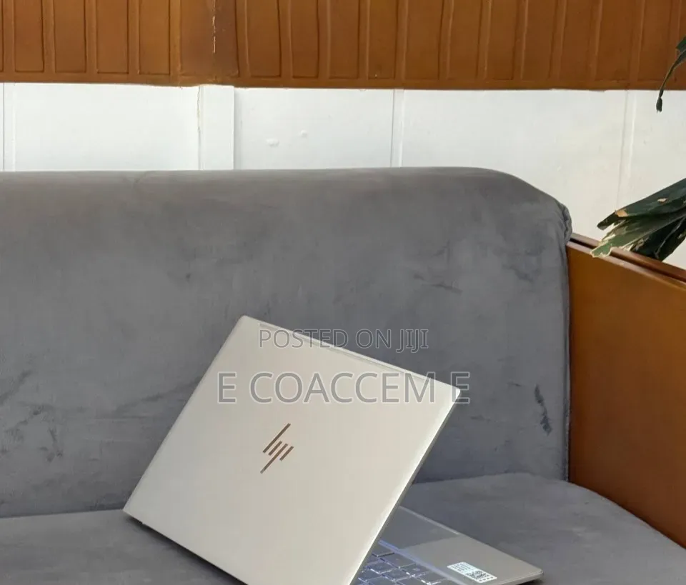 New Laptop HP Envy x360 16GB Intel Core i5 SSD 512GB