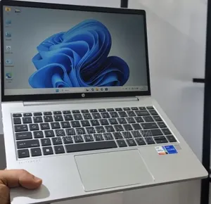 New Laptop HP EliteBook 640 G10 16GB Intel Core i7 SSD 1T
