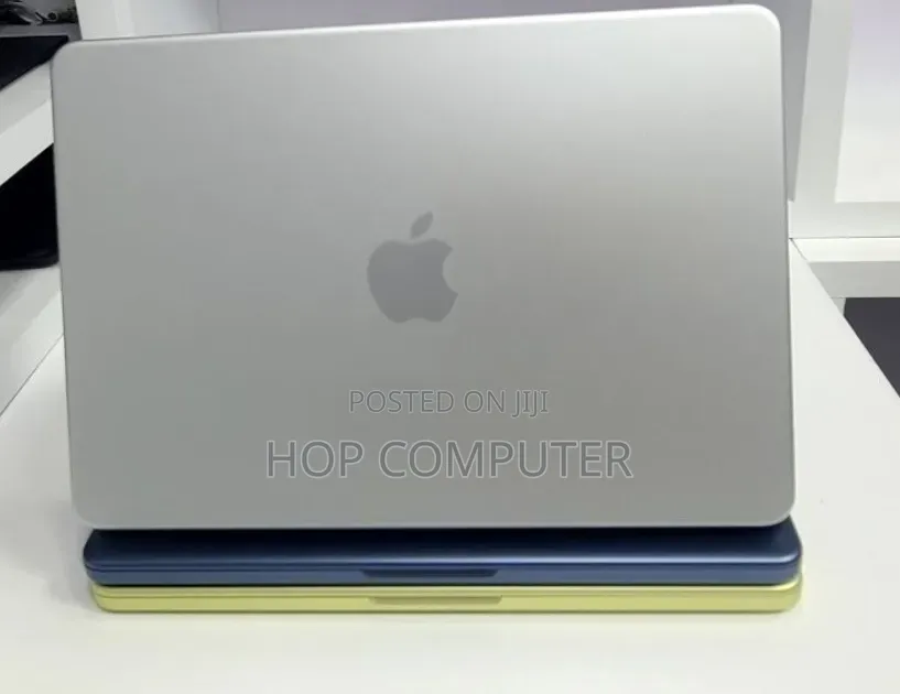 New Laptop Apple MacBook Neo 2026 8GB Apple M1 SSD 256GB