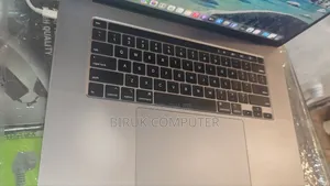 New Laptop Apple MacBook Pro 2019 64GB Intel Core i9 SSD 512GB