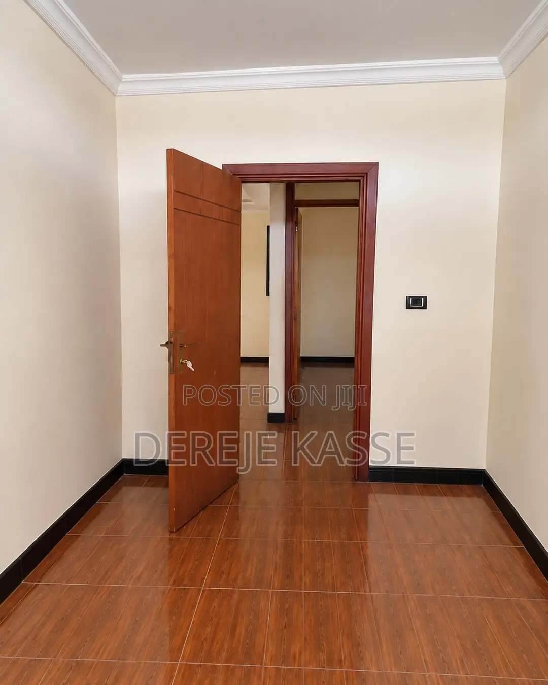 2bdrm Apartment in አያት, Yeka for sale