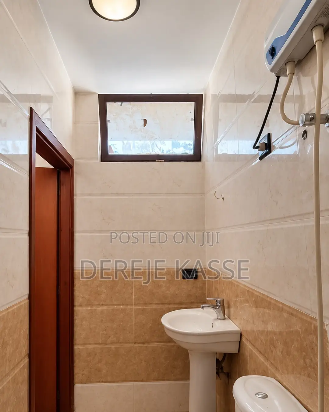 2bdrm Apartment in አያት, Yeka for sale