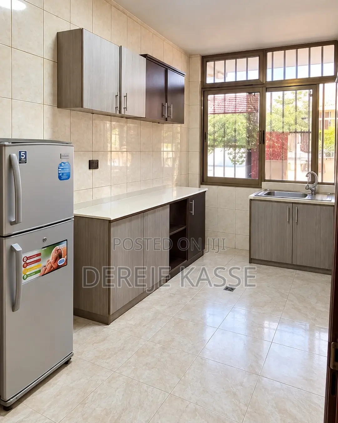 2bdrm Apartment in አያት, Yeka for sale