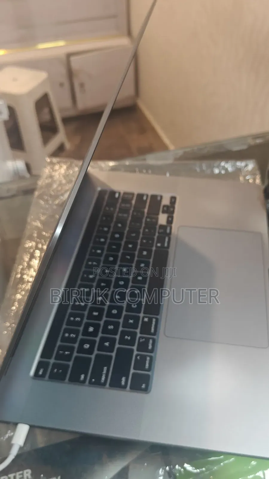 New Laptop HP EliteBook 830 G8 16GB Intel Core i5 SSD 512GB