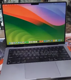 New Laptop Apple MacBook Pro 2021 M1 32GB Apple M1 Pro SSD 512GB