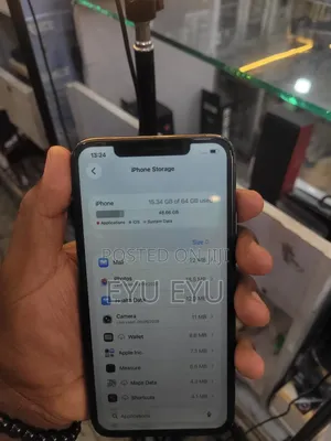 New Apple iPhone 11 Pro Max 64 GB Black