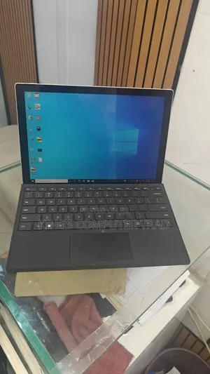 New Laptop Microsoft Surface 16GB Intel Core i5 SSD 256GB