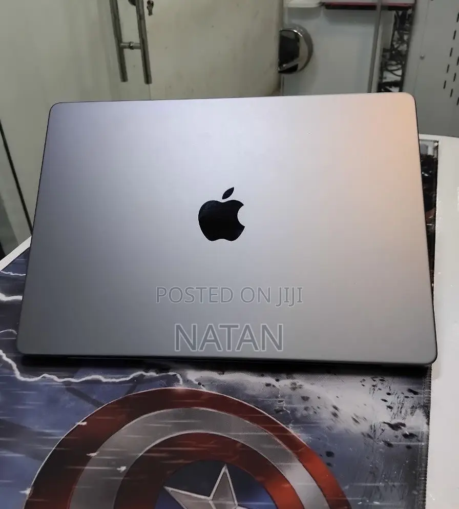 New Laptop Apple MacBook Pro 2021 M1 32GB Apple M1 Pro SSD 1T