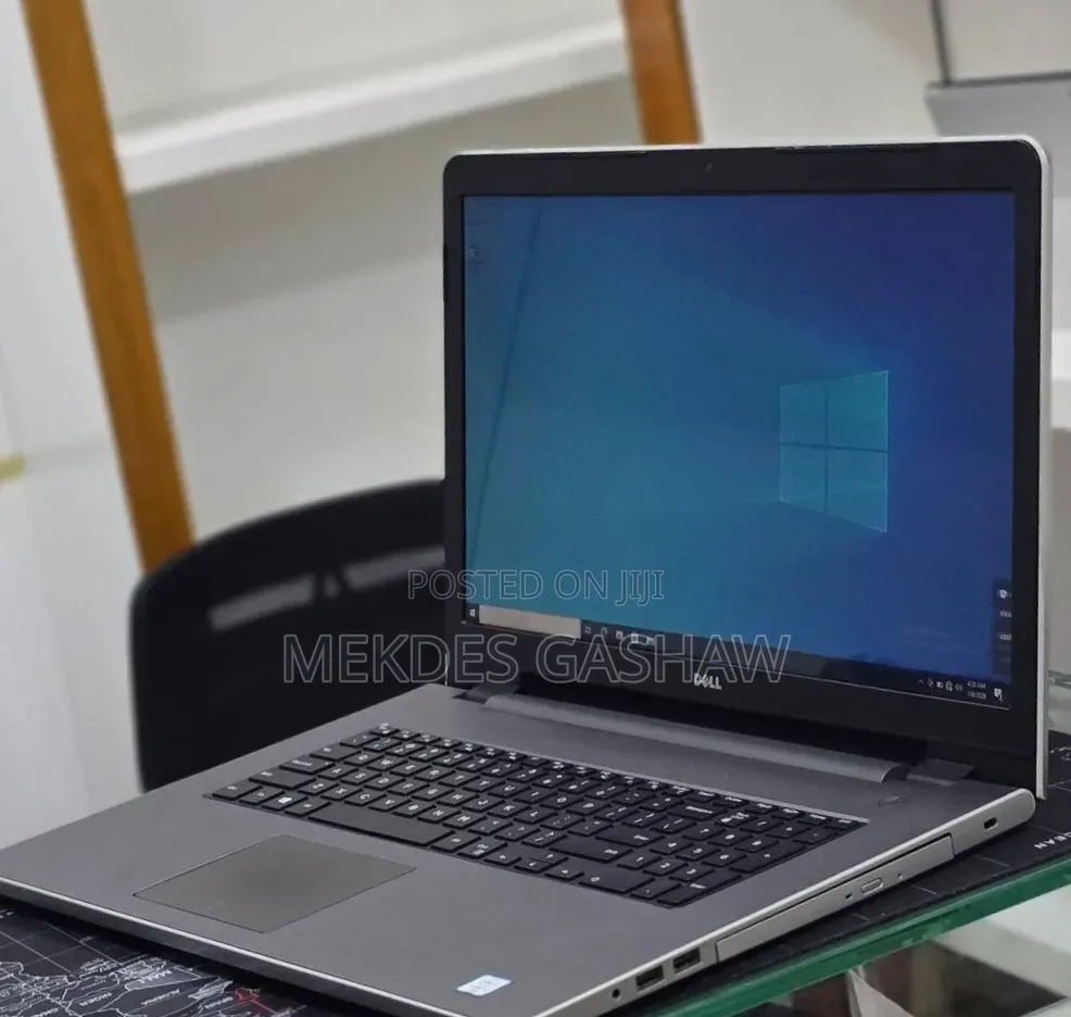 New Laptop Dell Inspiron 15 8GB Intel Core i5 HDD 1T