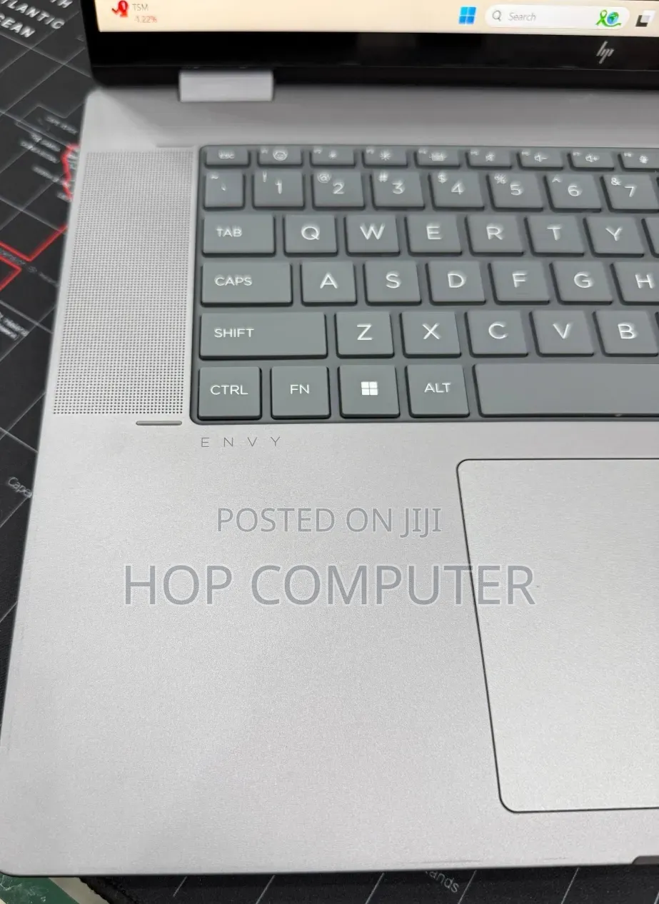 New Laptop HP Envy x360 16GB AMD Ryzen 7 SSD 512GB
