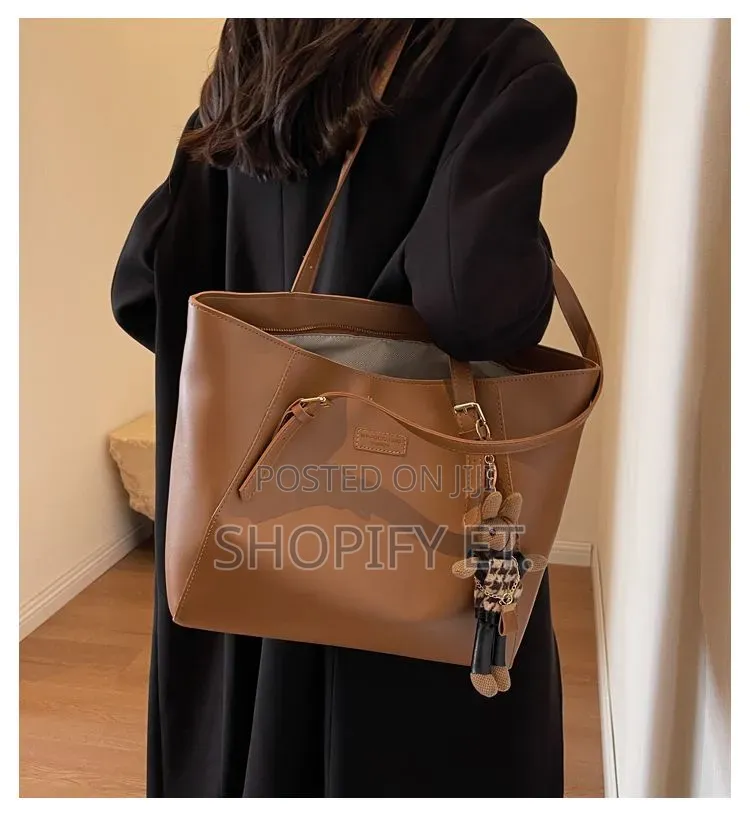 Large Capacity Womens Bag