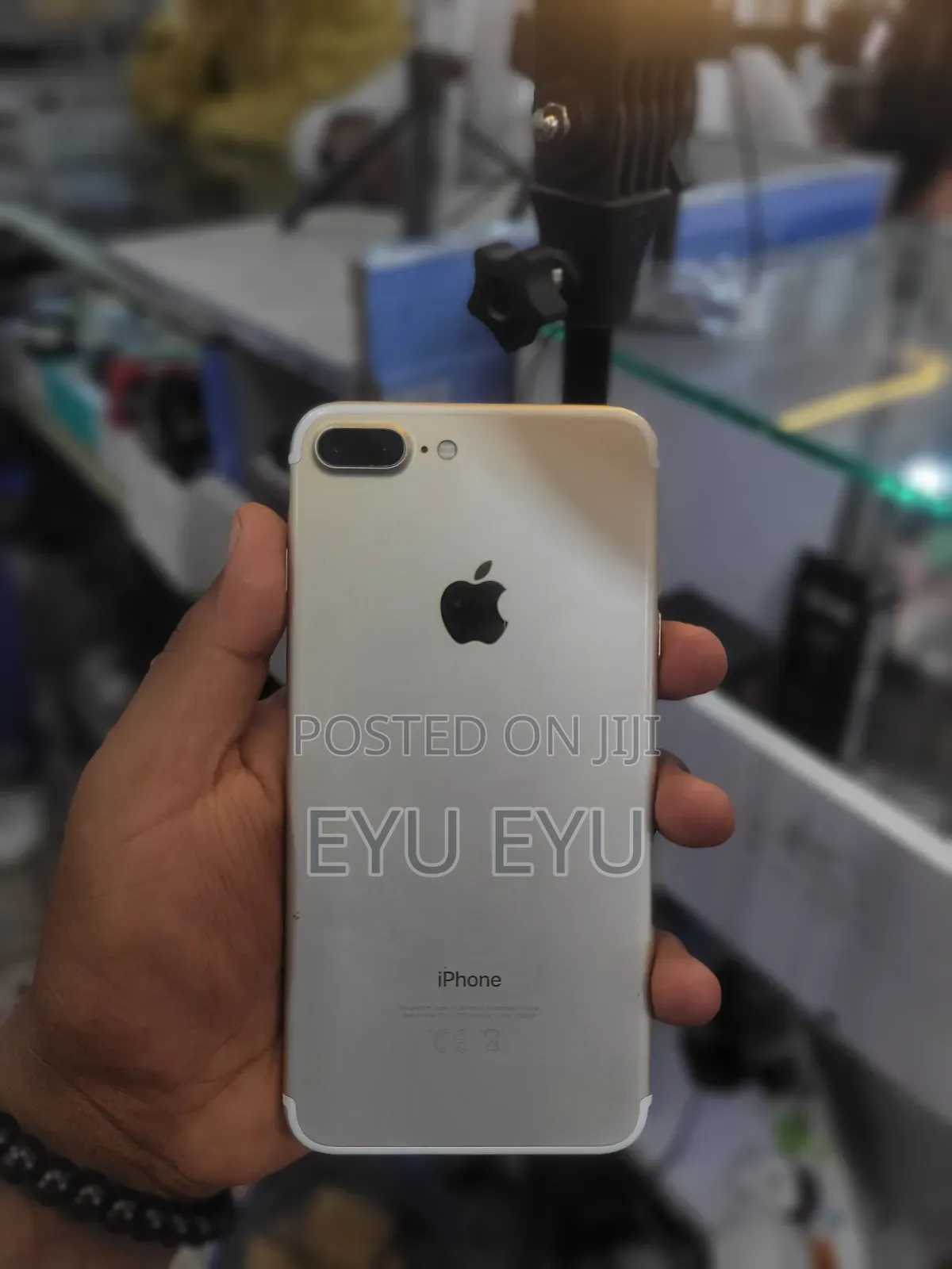 New Apple iPhone 7 Plus 128 GB Gold
