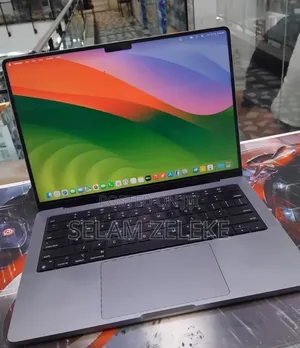 New Laptop Apple MacBook Pro 2021 M1 32GB Apple M1 Pro SSD 512GB