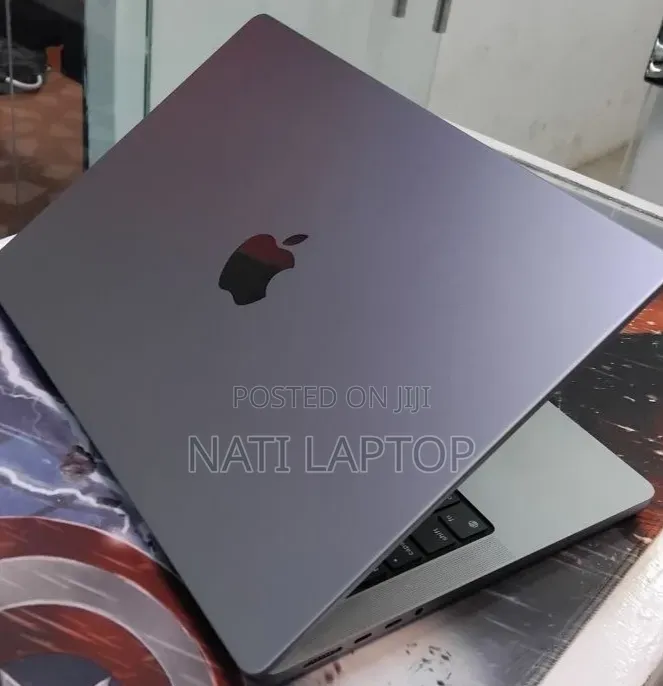 New Laptop Apple MacBook Pro 2021 M1 32GB Apple M1 Pro SSD 512GB