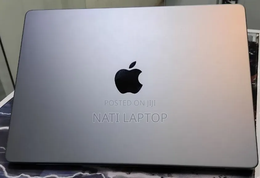 New Laptop Apple MacBook Pro 2021 M1 32GB Apple M1 Pro SSD 512GB