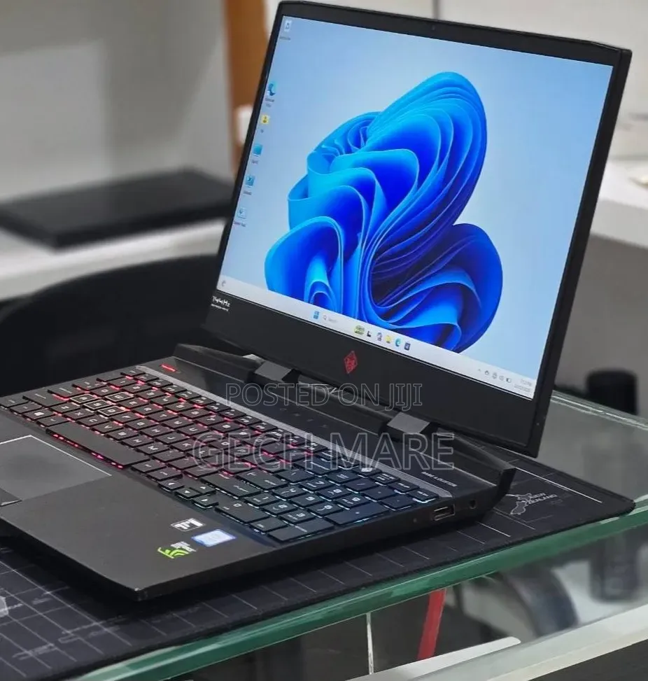 New Laptop HP Omen 15 16GB Intel Core i7 SSD 128GB