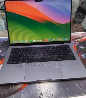 New Laptop Apple MacBook Pro 2021 M1 32GB Apple M1 Pro SSD 512GB