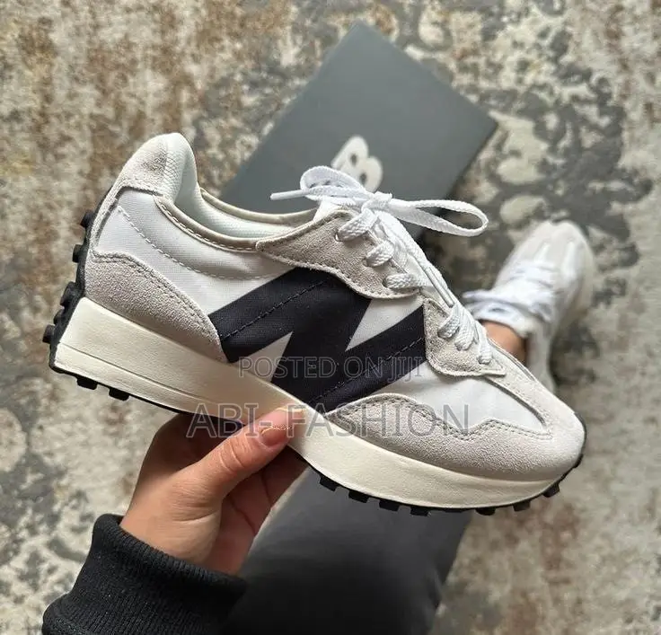 New Balance 327 Low Women’s Sneakers — New Arrival