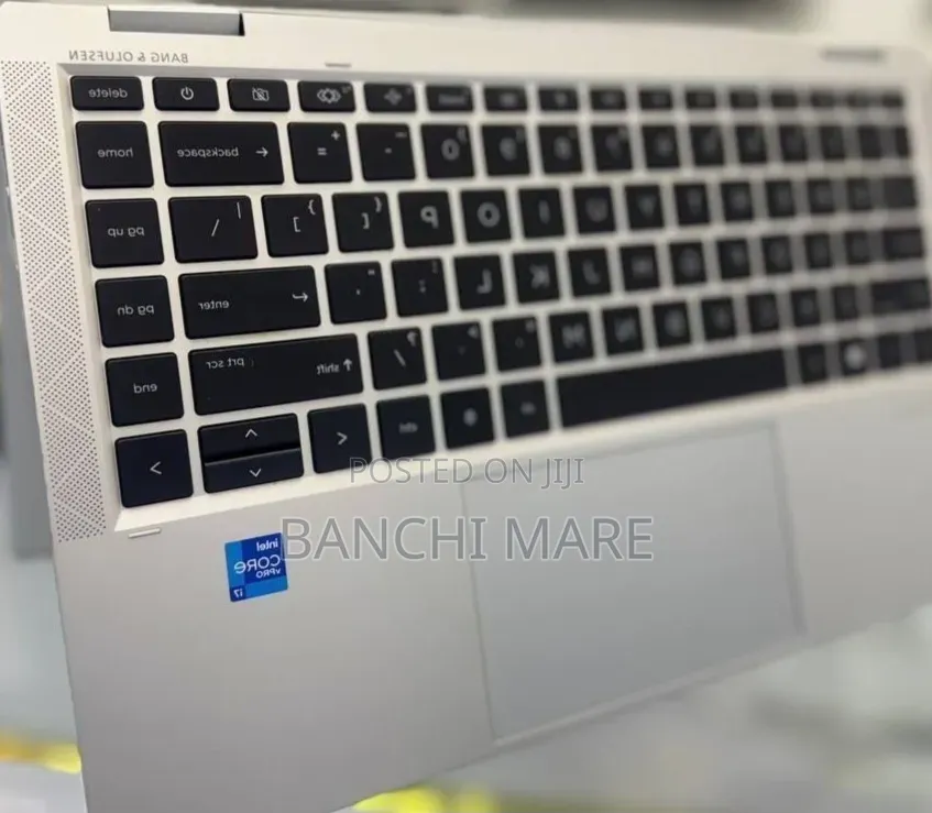 New Laptop HP EliteBook 1040 G8 16GB Intel Core i7 SSD 512GB