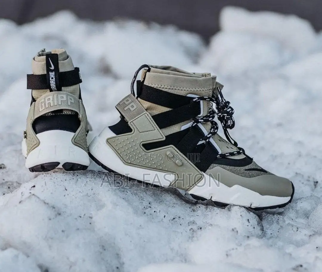 Nike Huarache Grip “Khaki Black” Khaki/Black Sneakers— New Arrival