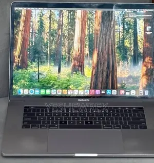 New Laptop Apple MacBook Pro 2019 8GB Intel Core i9 SSD 32GB