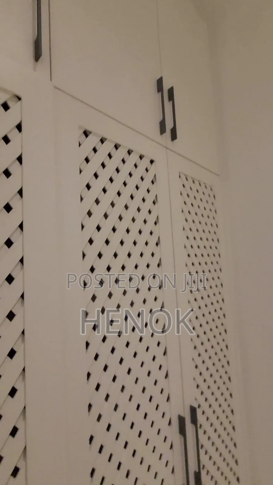 3bdrm Apartment in Mulu Building, Arada for rent