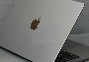 New Laptop Apple MacBook Pro 2021 M1 16GB Intel Core i5 SSD 512GB