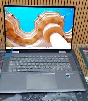 New Laptop HP Spectre X360 16GB Intel Core i7 SSD 512GB