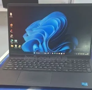 New Laptop Dell Latitude 3520 8GB Intel Core i3 SSD 512GB