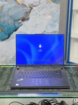 New Laptop Asus ROG Strix G15 32GB Intel Core i9 SSD 1T