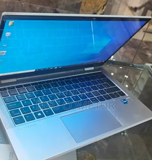 New Laptop HP EliteBook 830 G8 16GB Intel Core i5 SSD 512GB