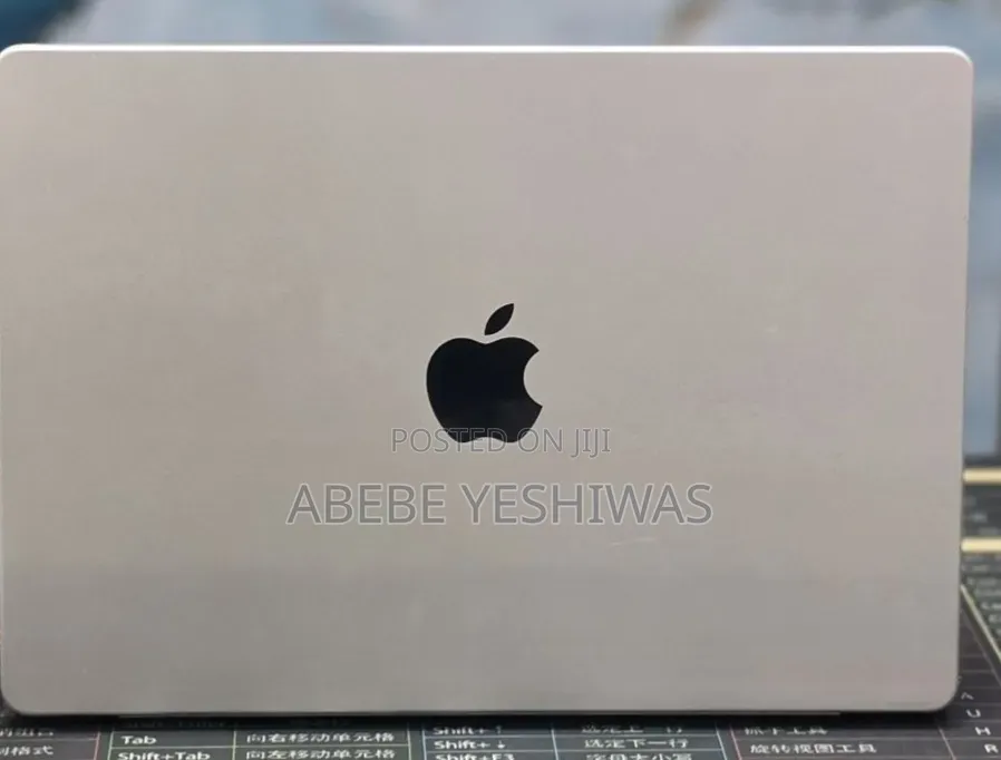 New Laptop Apple MacBook Pro 2021 M1 16GB Apple M1 Pro SSD 1T