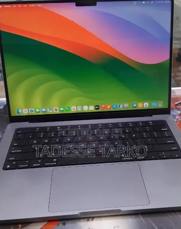 New Laptop Apple MacBook Pro 2021 M1 32GB Apple M1 Pro SSD 512GB