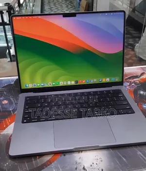 New Laptop Apple MacBook Pro 2021 M1 32GB Apple M1 Pro SSD 512GB