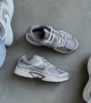 Nike V5 RNR Silver/Grey/White/Blue Unisex Fashion Sneaker Shoe