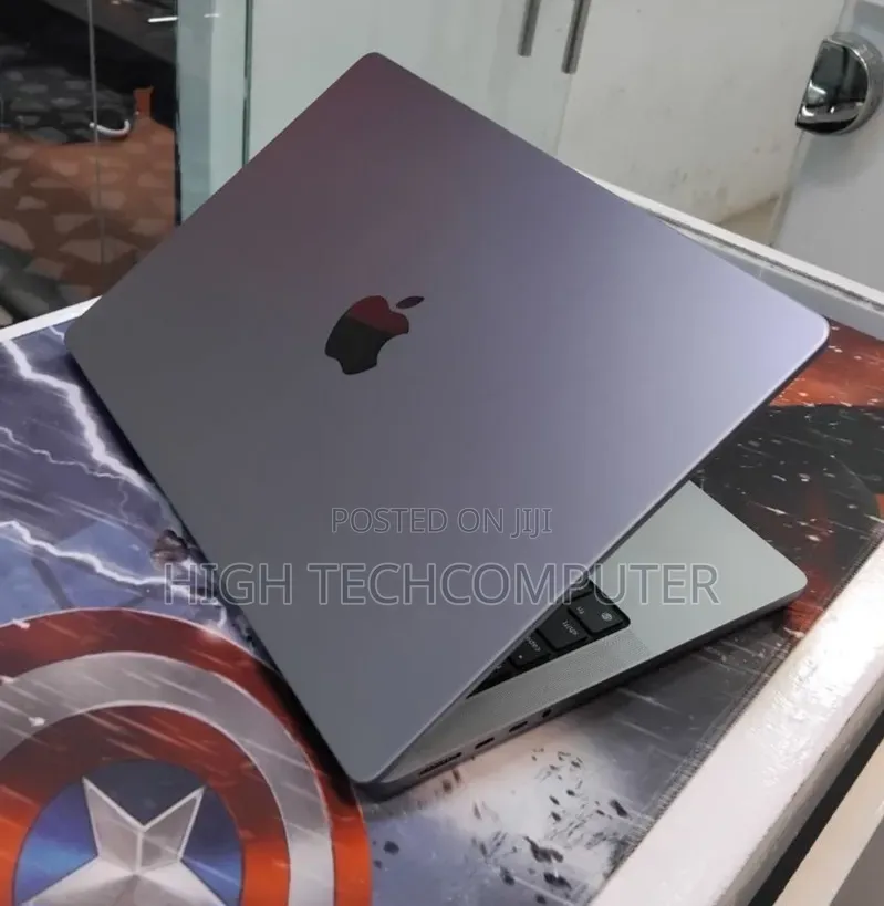 New Laptop Apple MacBook Pro 2021 M1 32GB Apple M1 Pro SSD 512GB